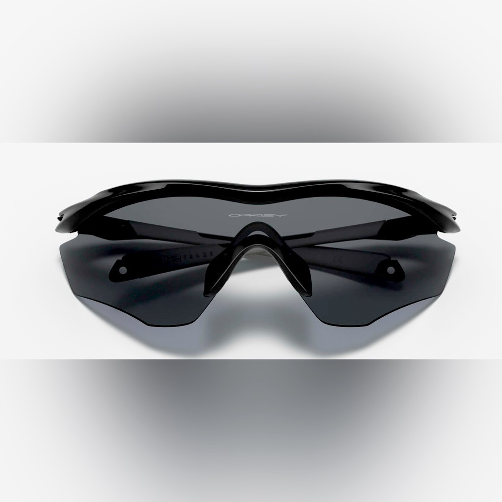 Oakley: OO9343-01 sunglasses